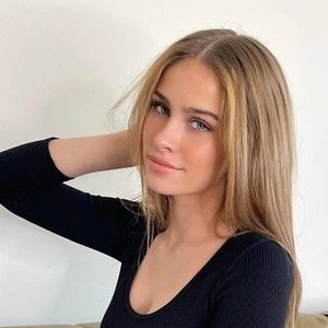 Meet your Posher, Veronica